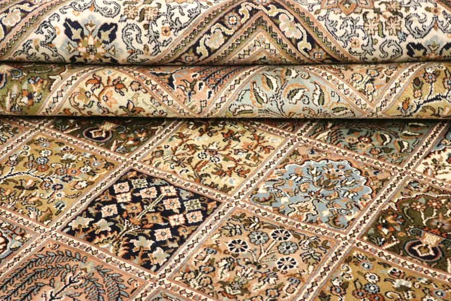 KASHMIR SEIDE 307x252