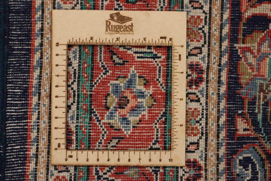 Handwoven Sarough Persian Rug 222x134 cm