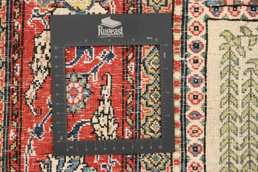 Handgeknüpfter Qom Antik-Perserteppich 337x214 cm