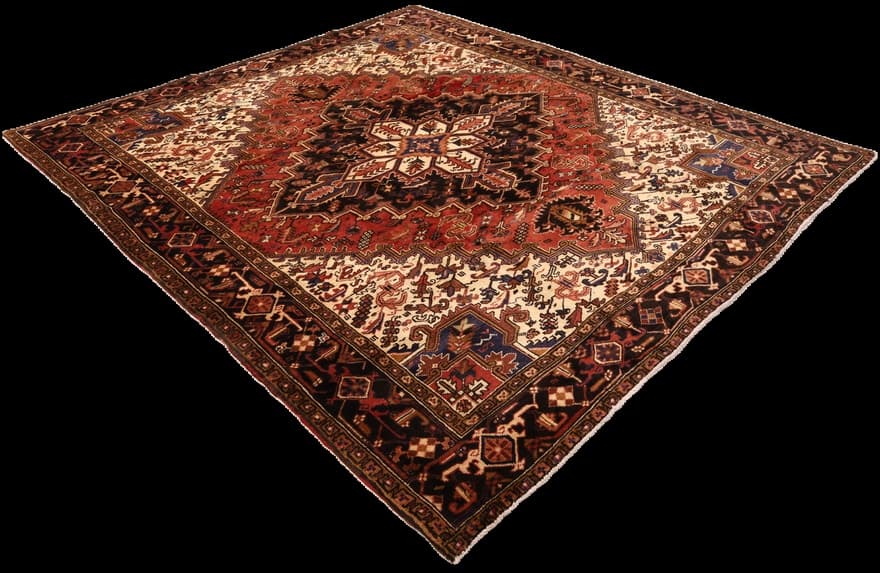 Heriz Carpet  292x256 - Image 4