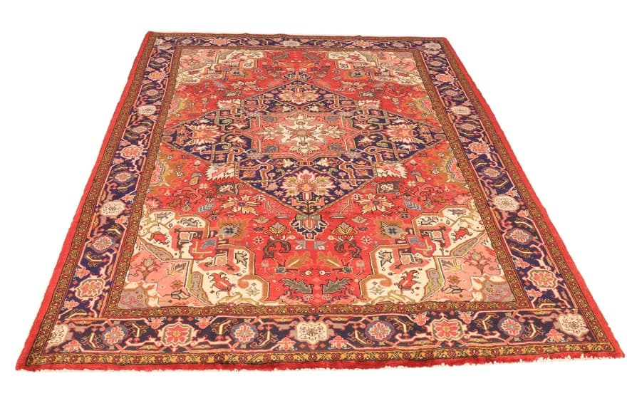 Heriz Carpet 279x213