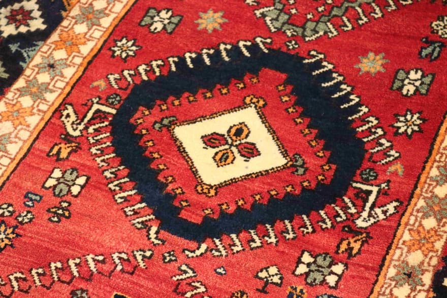 Ghashghai Teppich181x107
