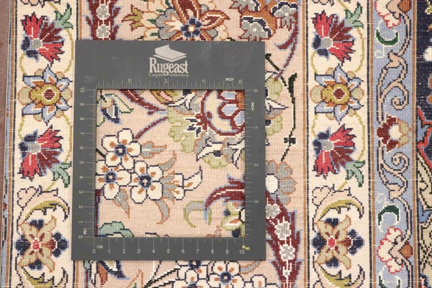 Isfahan Carpet 235x155