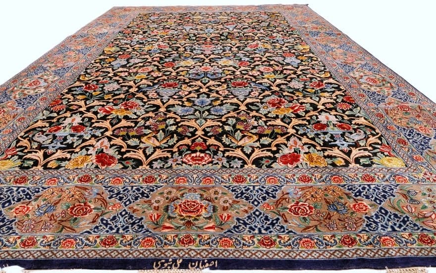 Isfahan Nabave Silknkette Carpet  298x194 - Image 4