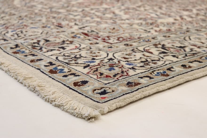 Nain Carpet  287x196