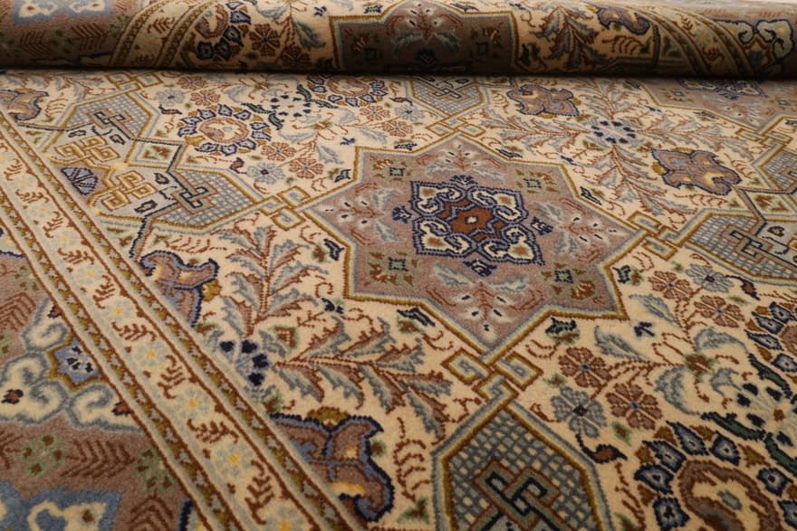 Keshan Antique Carpet 198x136