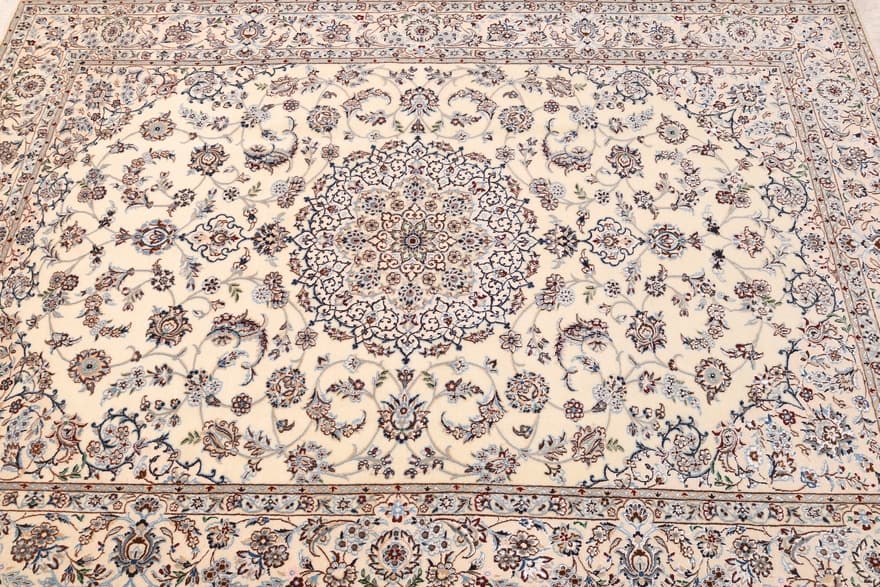 Nain 6 La Carpet 214x143