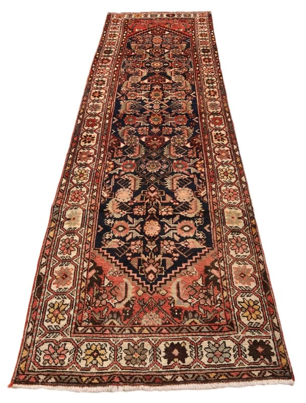 Hamadan Carpet 299x90 - Image 4