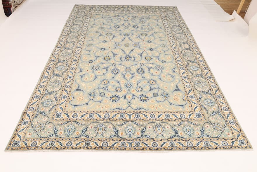 Kashan Carpet 353x230