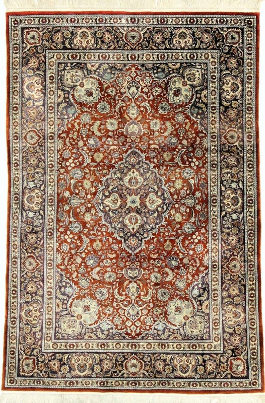 Silk Carpet 184x124 - Image 1