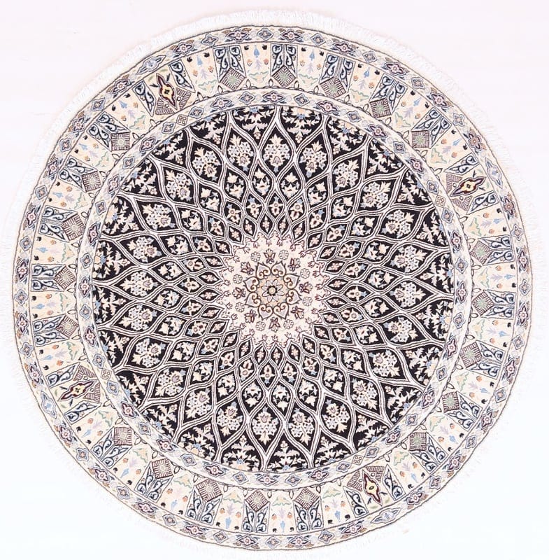 NAIN 9La carpet 197x197 - Image 1