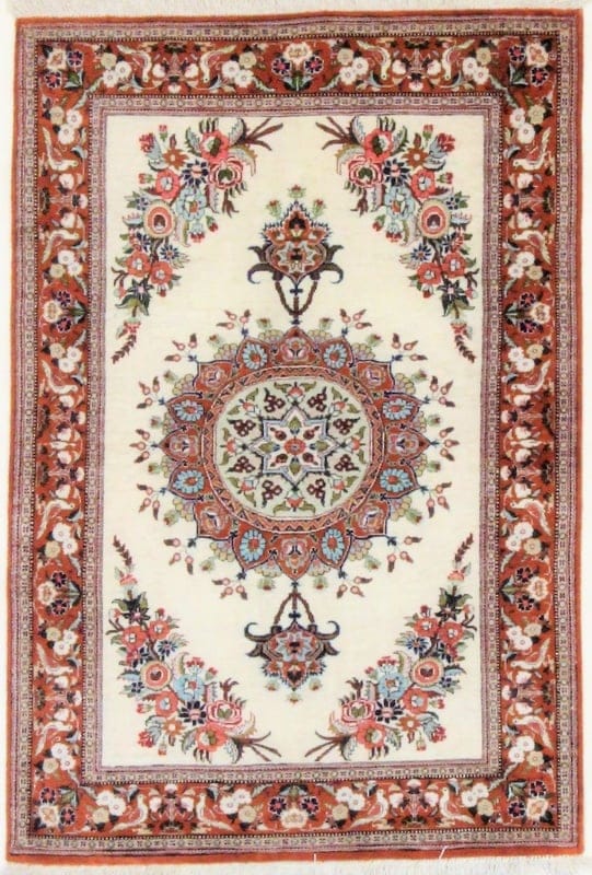 Qom Silk Carpet  118x80 - Image 1