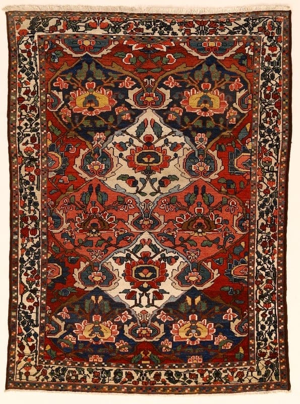 Bakhtiar Antique Carpet 200x145 - Image 1