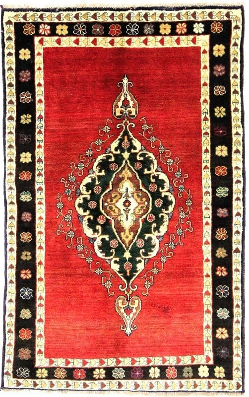 Ghashghai Carpet 193x122 - Image 1