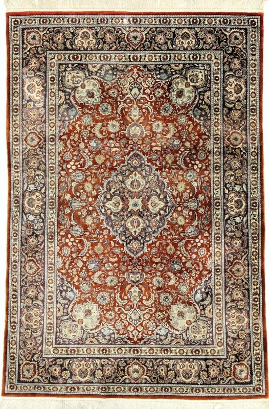 Silk Carpet 184x124 - Image 1