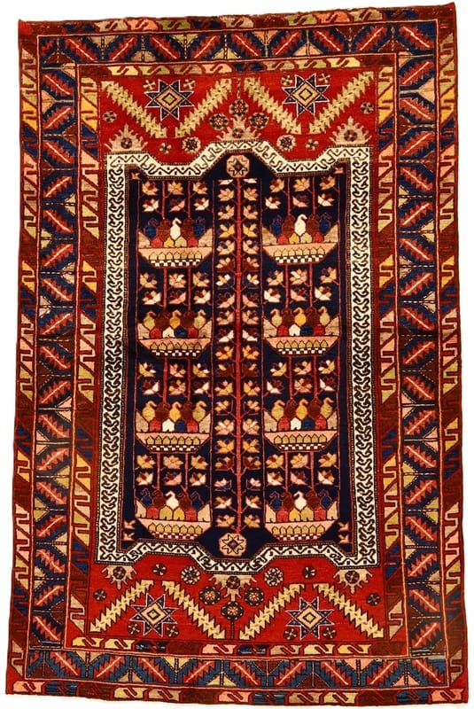 Antique Mazlegan Carpet  205x131 - Image 1