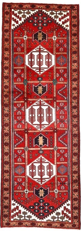 Hamadan Carpet 306x107 - Image 1