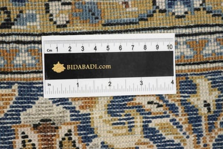 Ghom 370x238 - alternate view