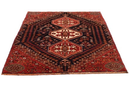 Schiraz 226x142 - alternate view