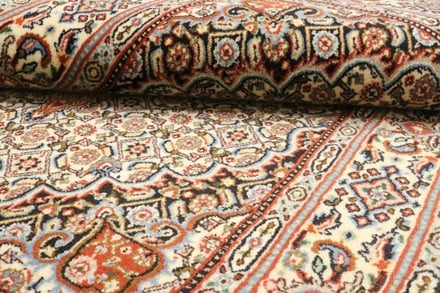 Moud Teppich 153x102 - alternate view