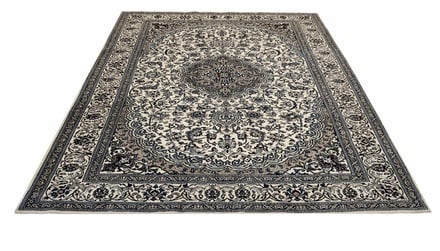 Nain Teppich 346x247 - alternate view