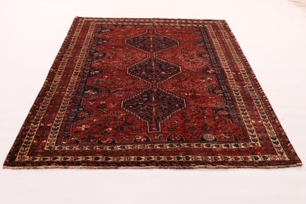 Schiraz 255x176 - alternate view