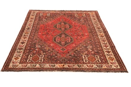 Schiraz 244x181 - alternate view