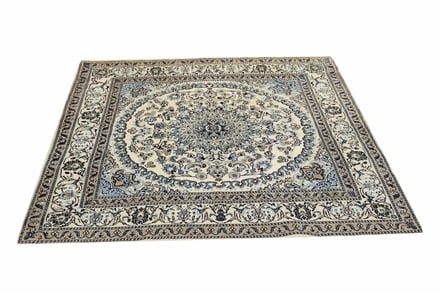 Nain 202x191 - alternate view