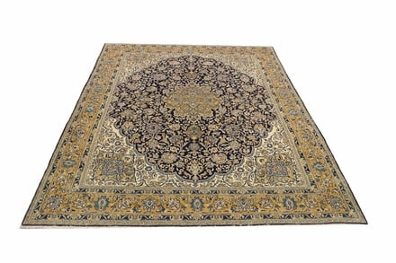 Ghom 340x240 - alternate view