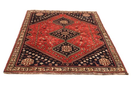 Schiraz 223x159 - alternate view