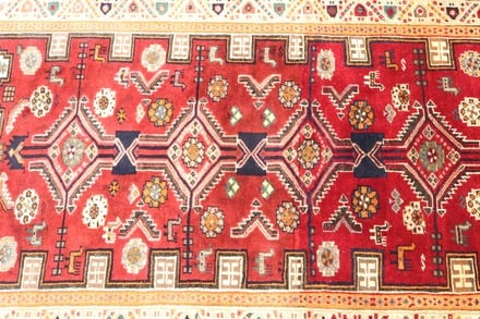 Shiraz Carpet 178x110 - alternate view