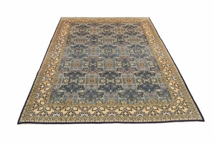 Ghom 335x237 - alternate view