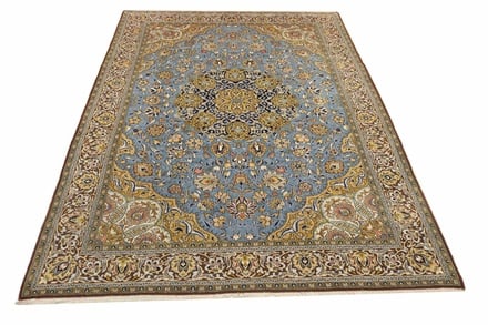 Ghom 338x245 - alternate view