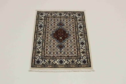 Moud 92x63 - alternate view