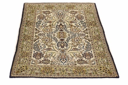 Ghom 159x97 - alternate view