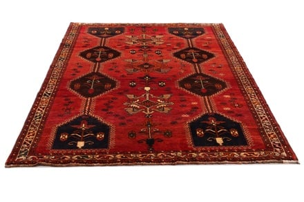 Schiraz 246x160 - alternate view