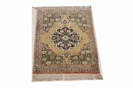 Ghom Seide 82x56 - alternate view