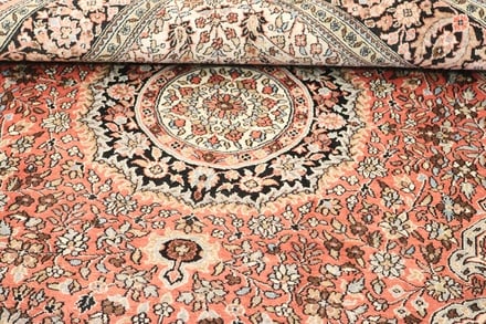 Kashmir Seide Teppich 190x125 - alternate view
