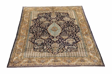 Ghom Silk Carpet  200x137 - alternate view