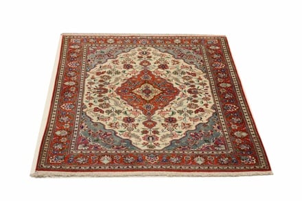 Ghom Silk Carpet  150x103 - alternate view