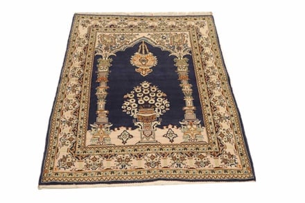 Ghom Carpet 169x108 - alternate view