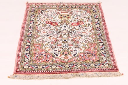 Ghom Silk Carpet  95x60 - alternate view