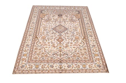 Kahmir Silk Carpet 186x125 - alternate view