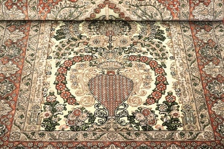 Herike Seide Teppich 125x77 - alternate view