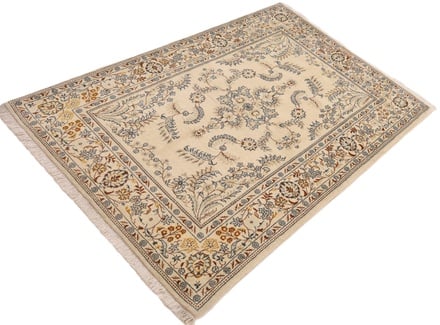 Kashan Tawasoli Carpet 160x102 - alternate view