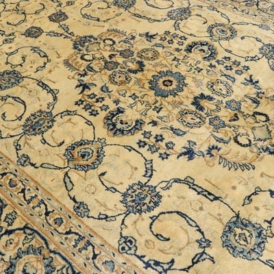 Kashan Teppich  304x201 - alternate view