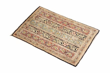 Qom Carpet 86x56 - alternate view