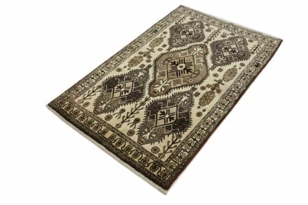 Ghashghai Carpet 216x137 - alternate view