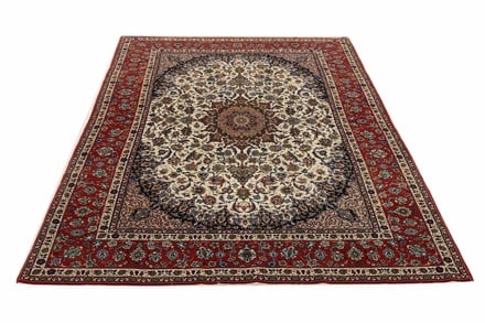 Isfahan Teppich 294x199 - alternate view