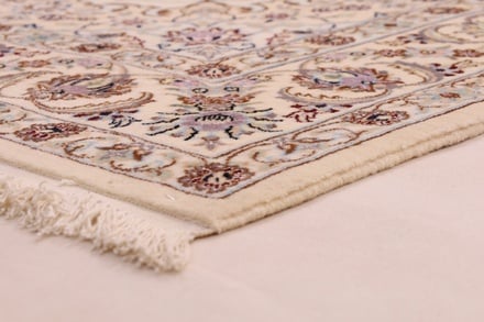 Nain9La Carpet 255x153 - alternate view